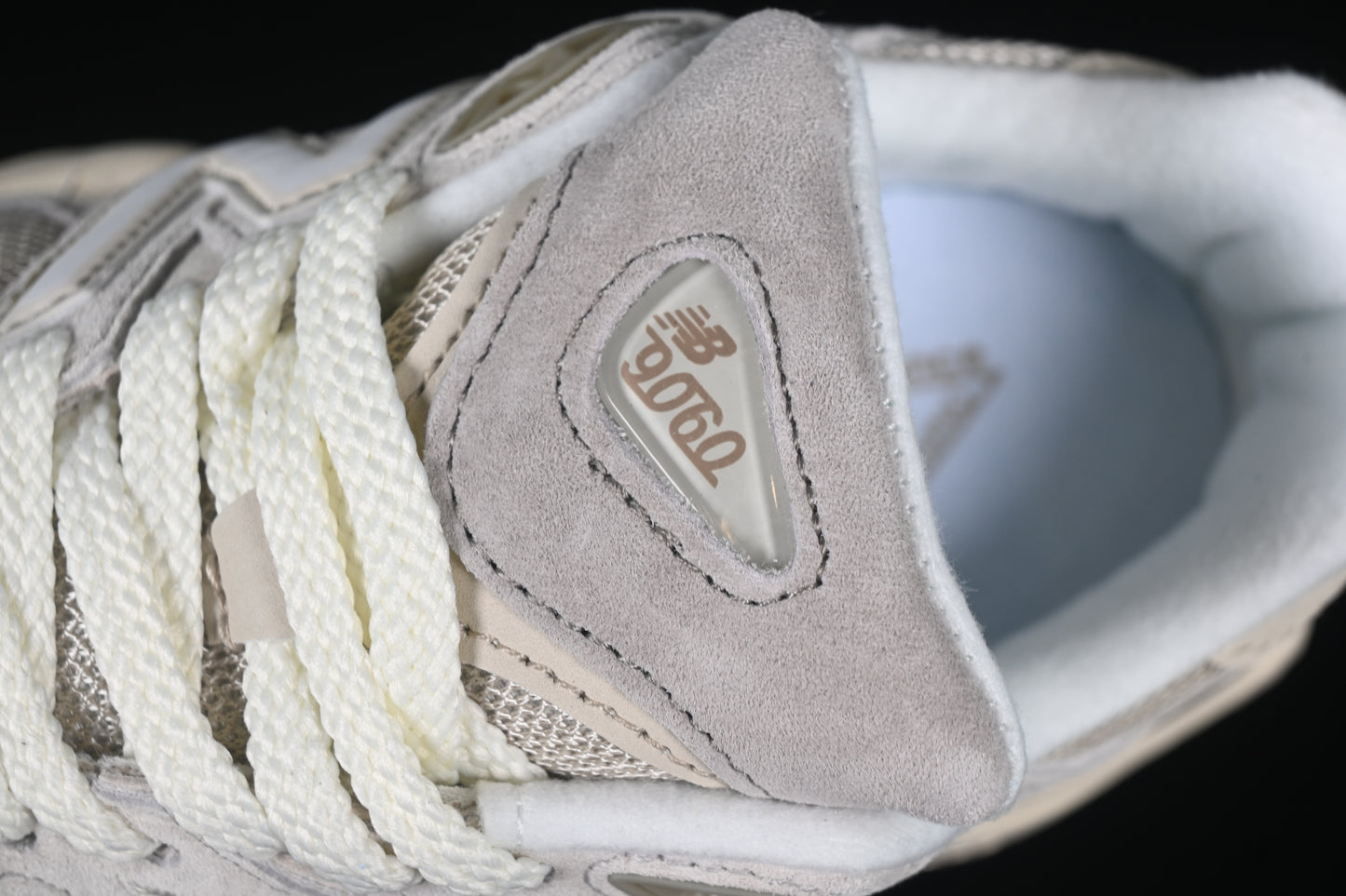 New Balance NB9060