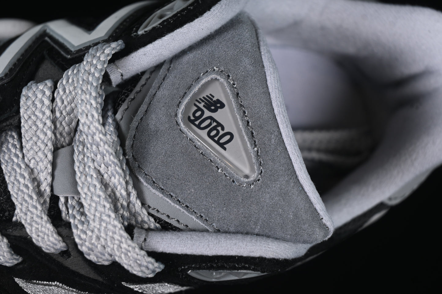 New Balance NB9060