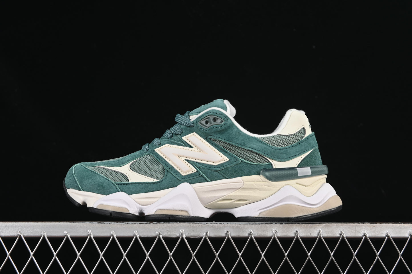 New Balance NB9060