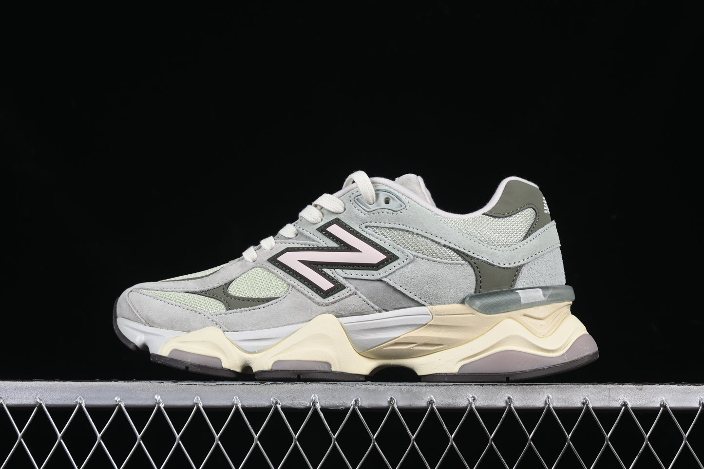 New Balance NB9060
