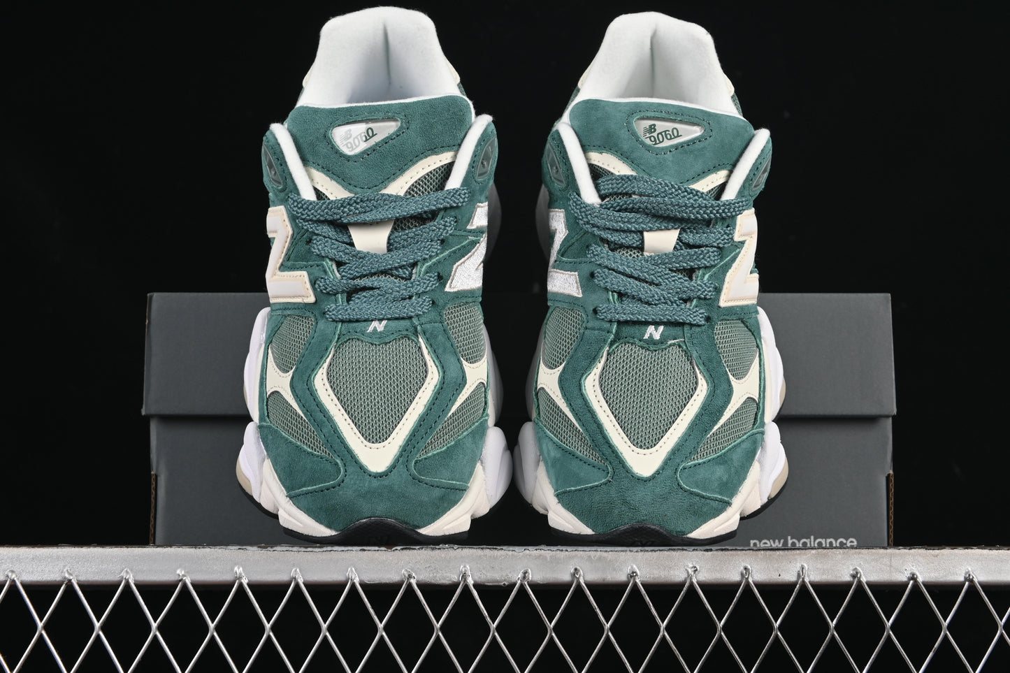 New Balance NB9060