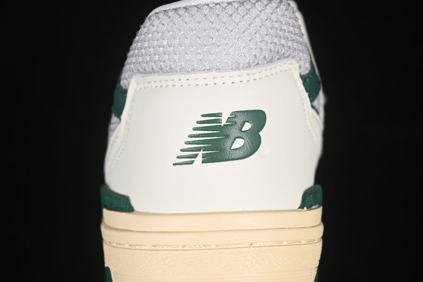New Balance BB550