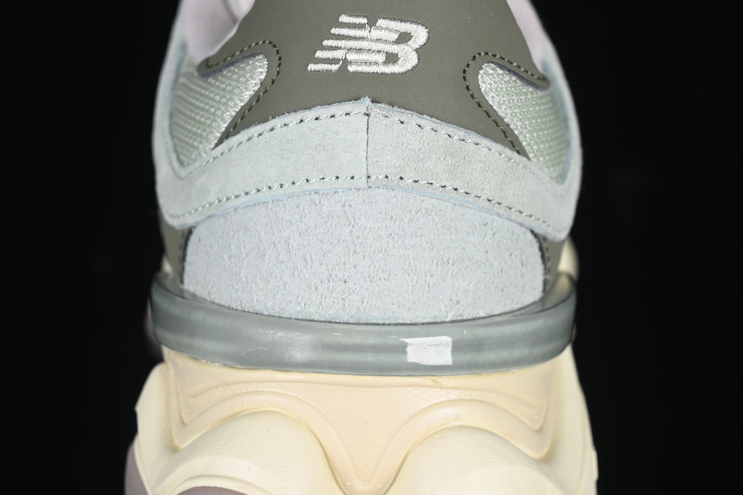 New Balance NB9060