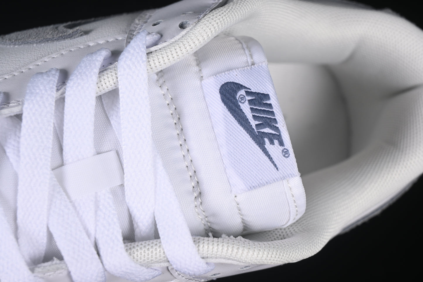Nike SB Dunk Low