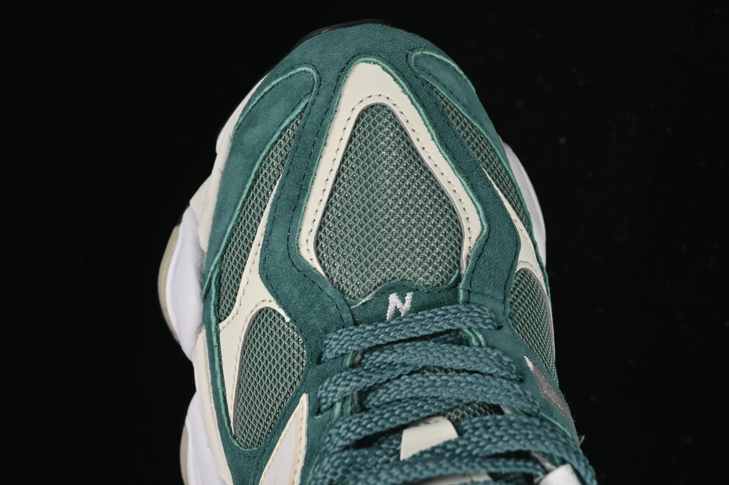 New Balance NB9060