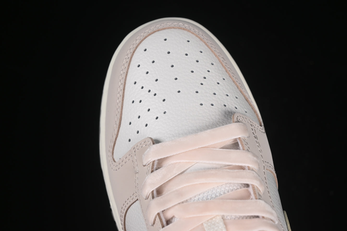 Nike SB Dunk Low
