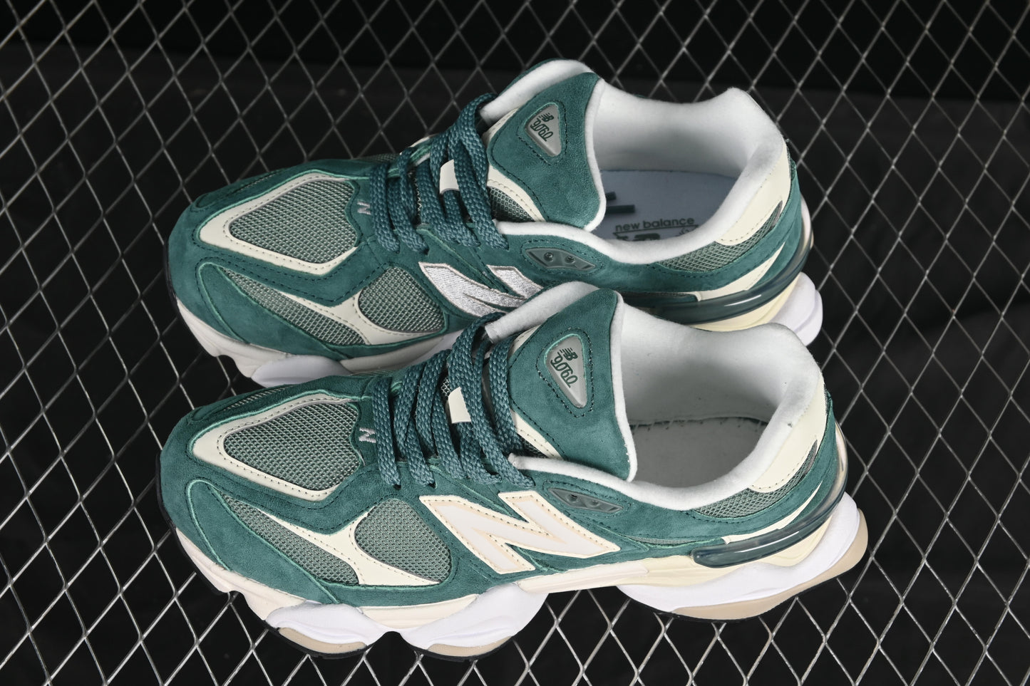 New Balance NB9060