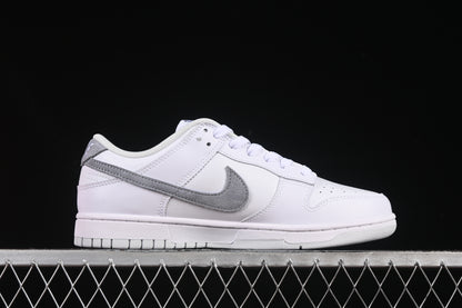 Nike SB Dunk Low