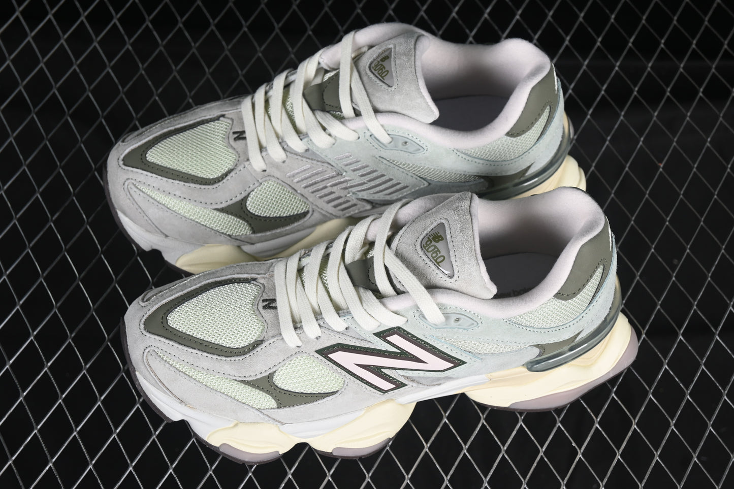 New Balance NB9060