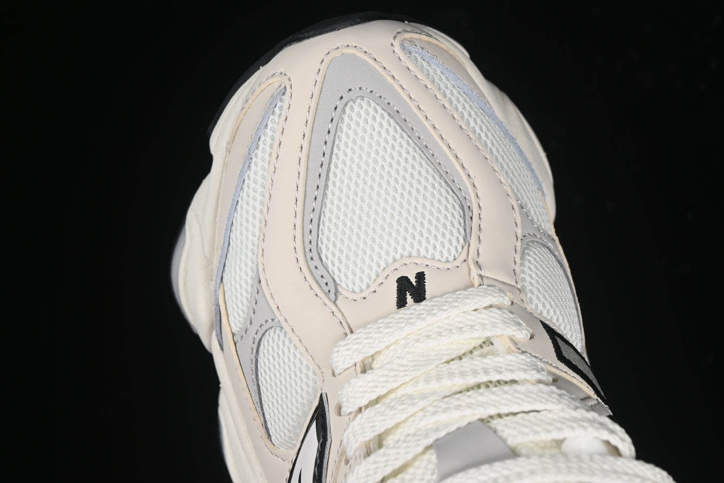 New Balance NB9060