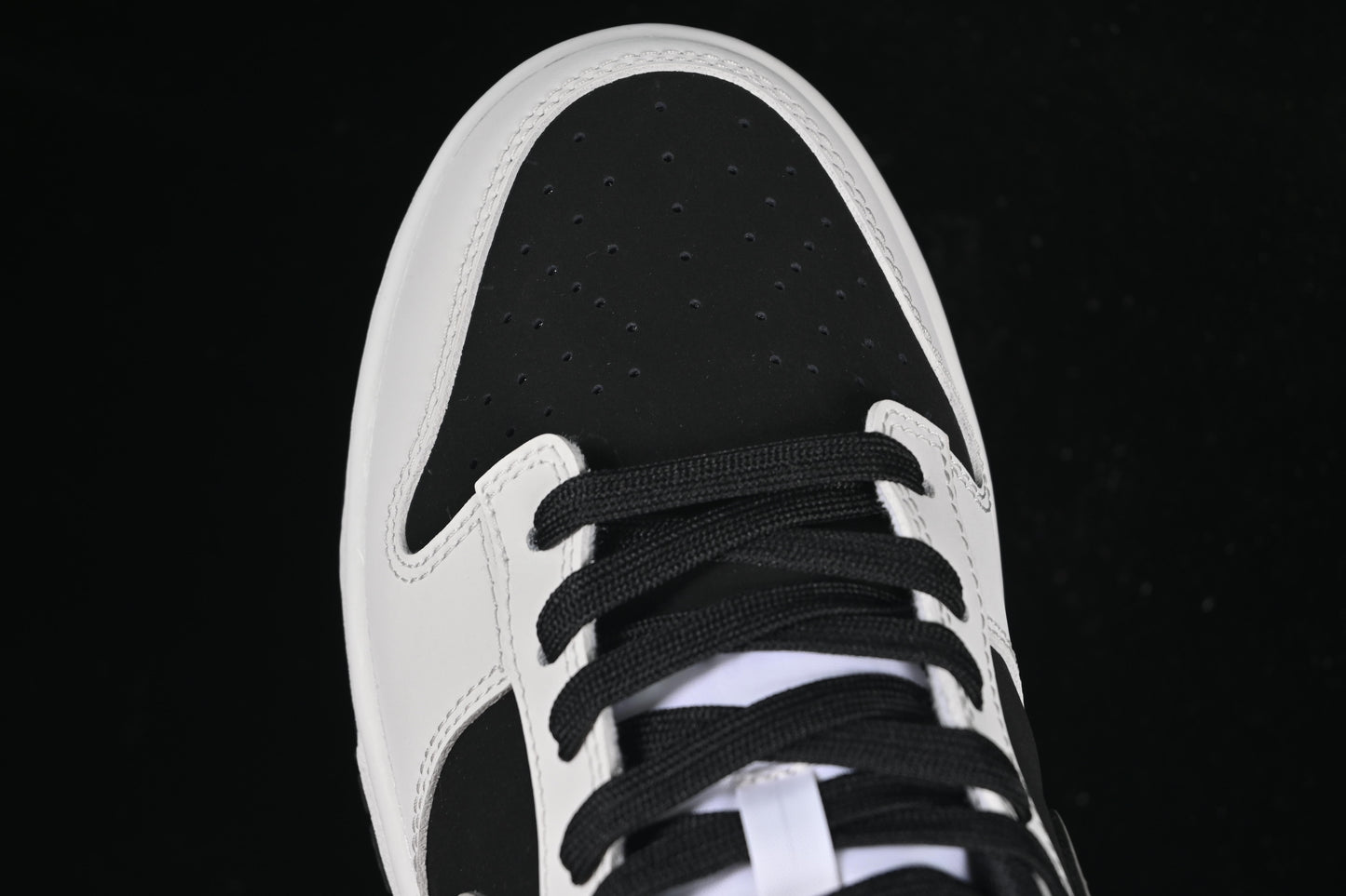 Nike SB Dunk Low