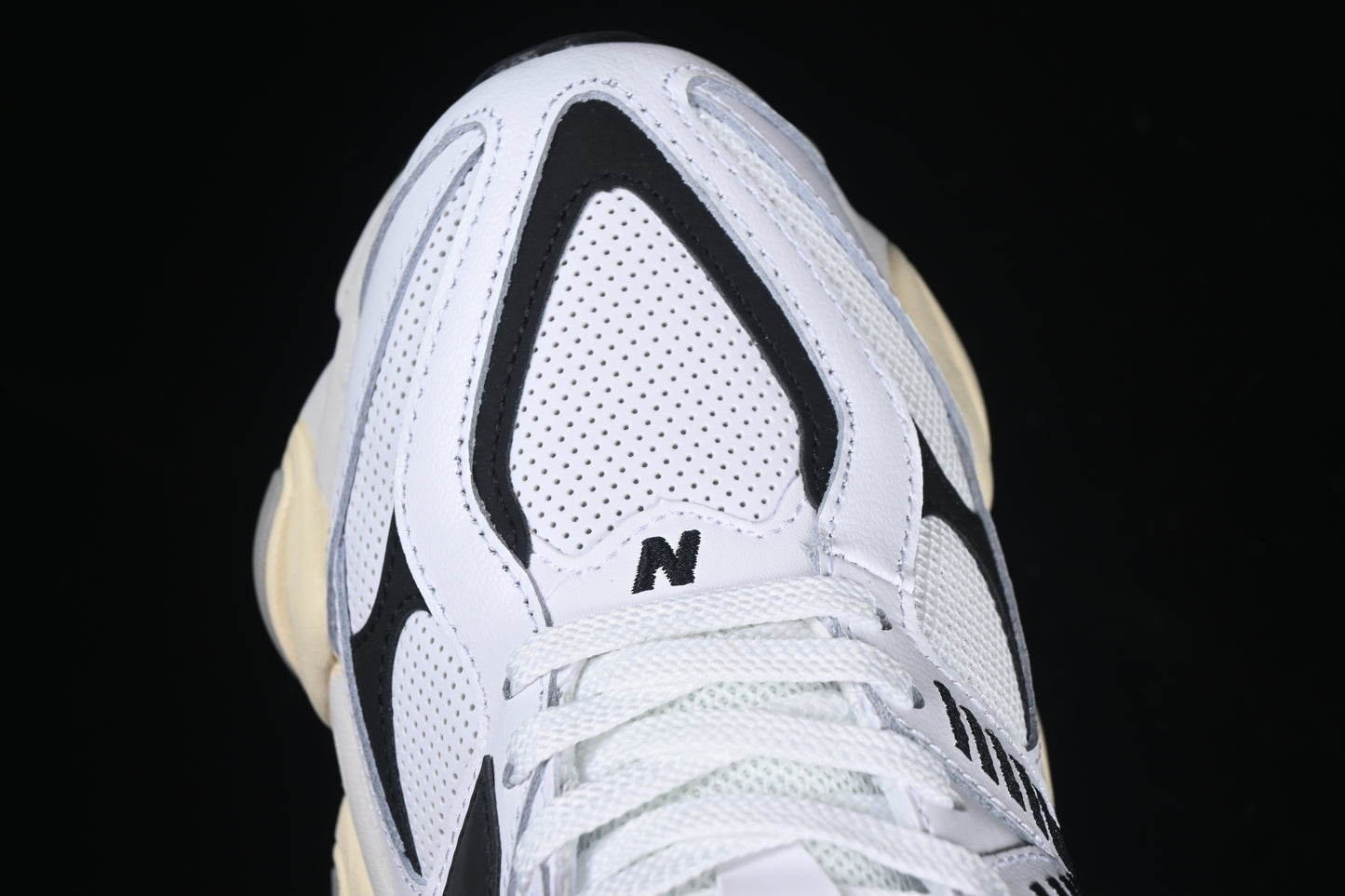New Balance NB9060