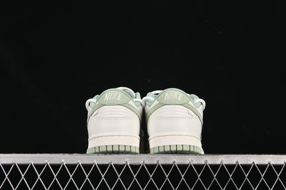 Nike SB Dunk Low "Just Do It"