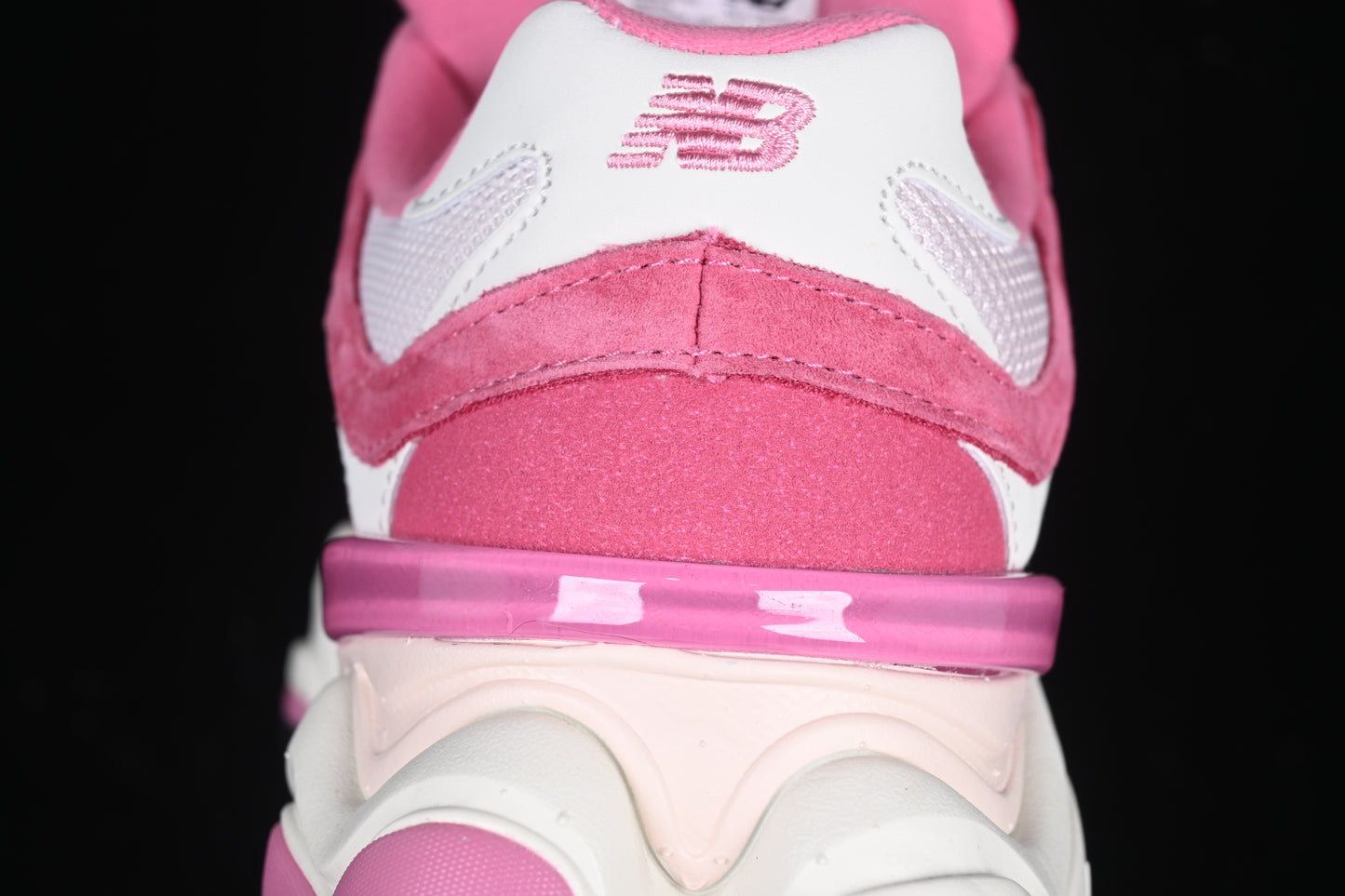 New Balance NB9060