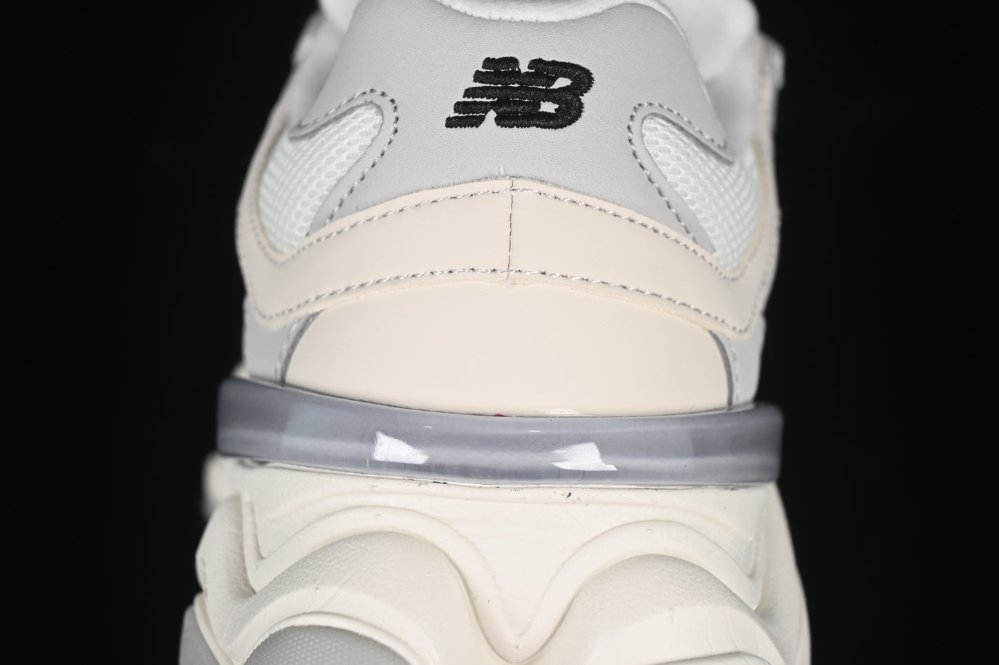New Balance NB9060