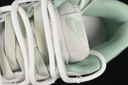 Nike SB Dunk Low "Just Do It"