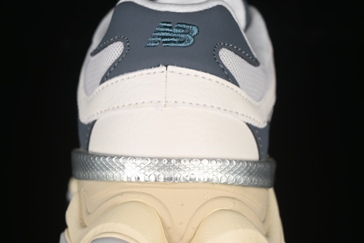 New Balance NB9060