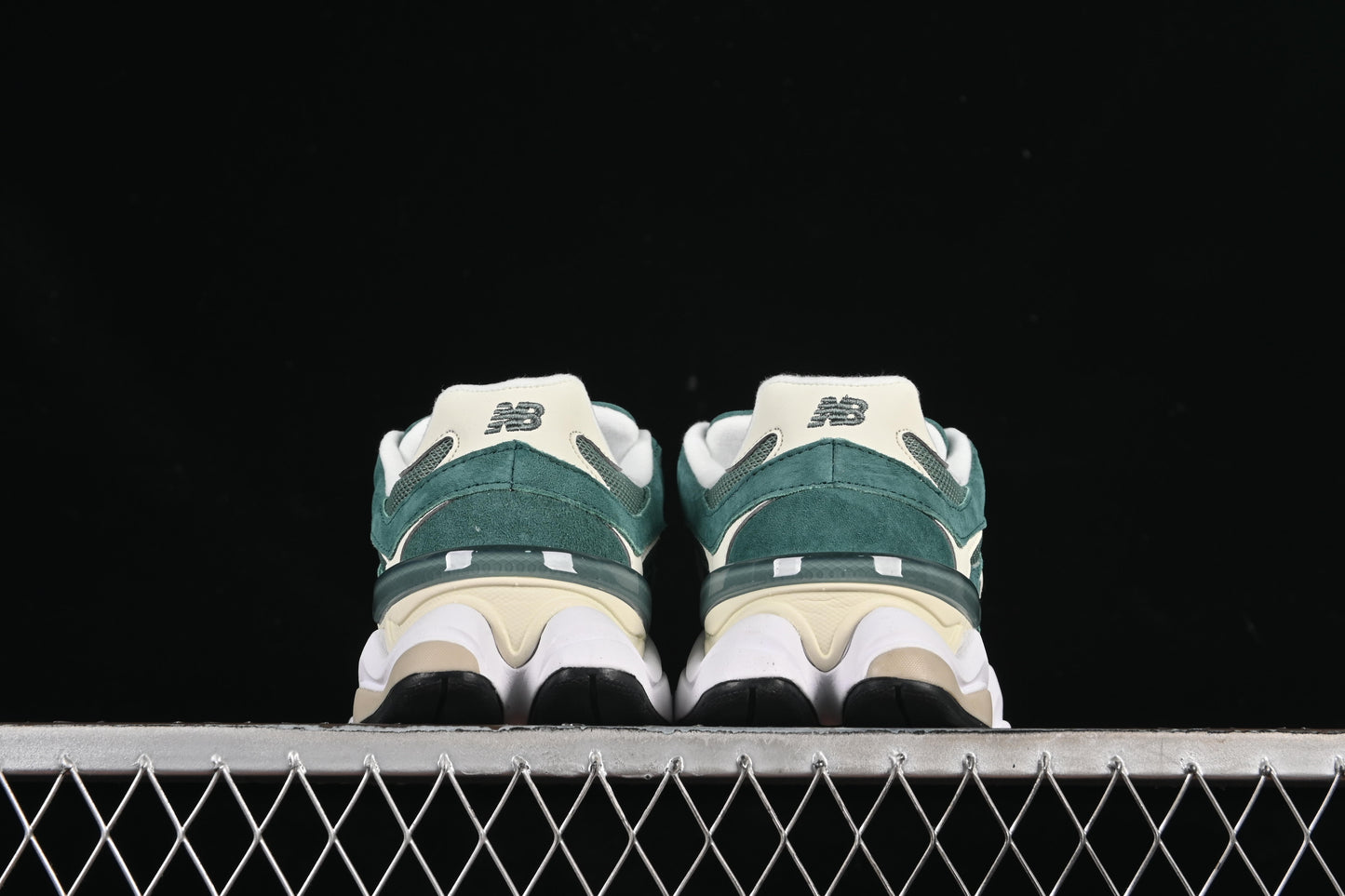 New Balance NB9060