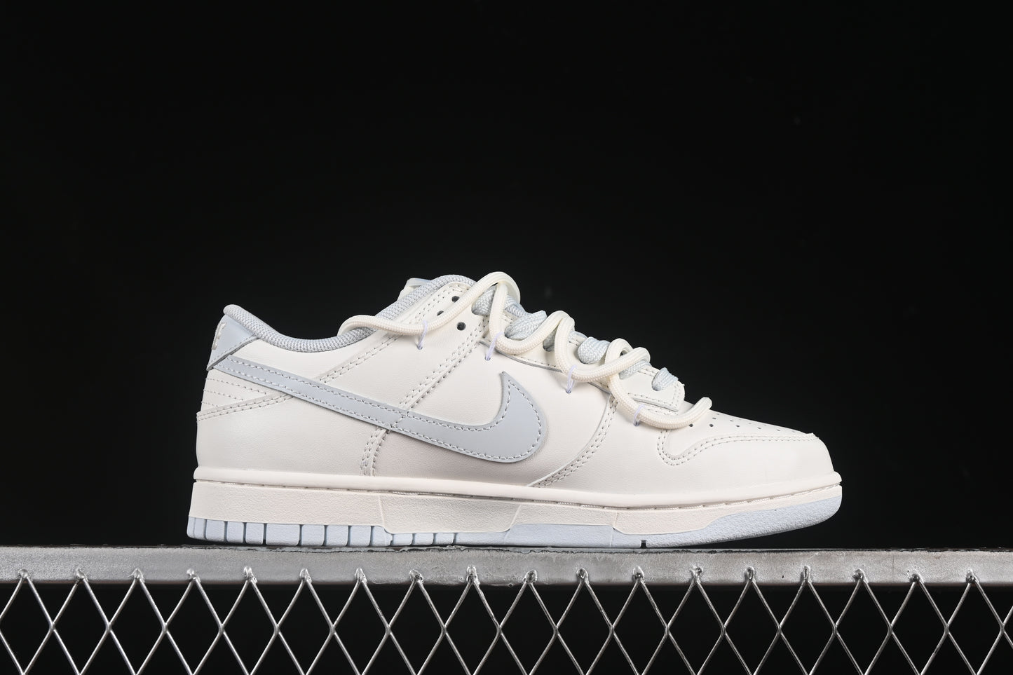 Nike SB Dunk Low "Just Do It"