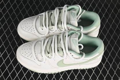 Nike SB Dunk Low "Just Do It"