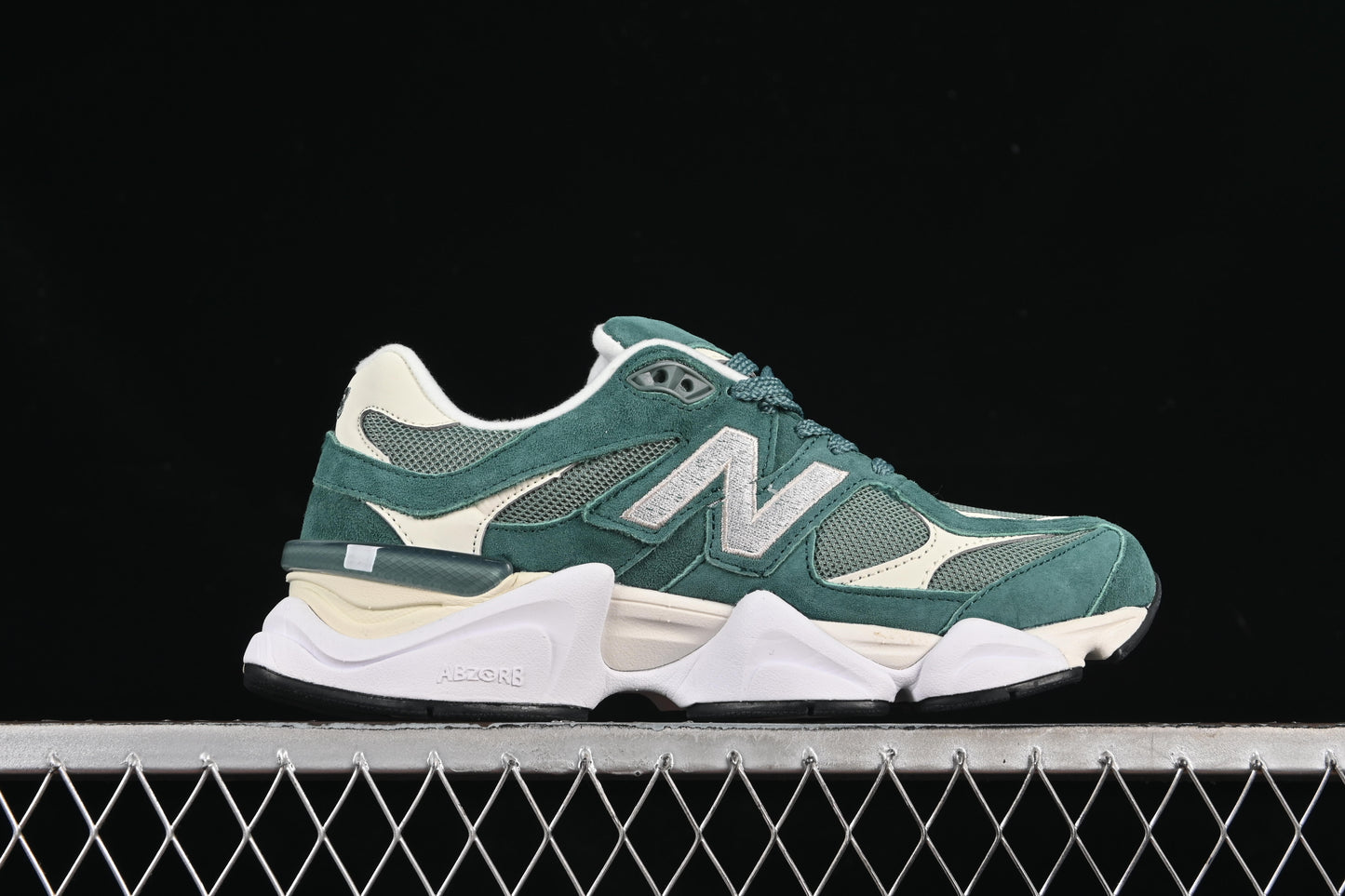 New Balance NB9060